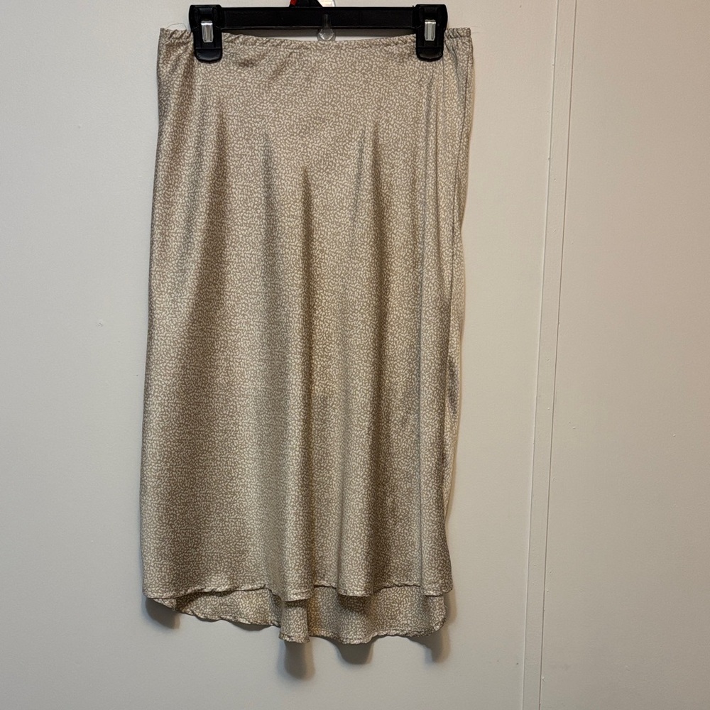 Sienna Sky Cream Satin-Effect Midi Skirt